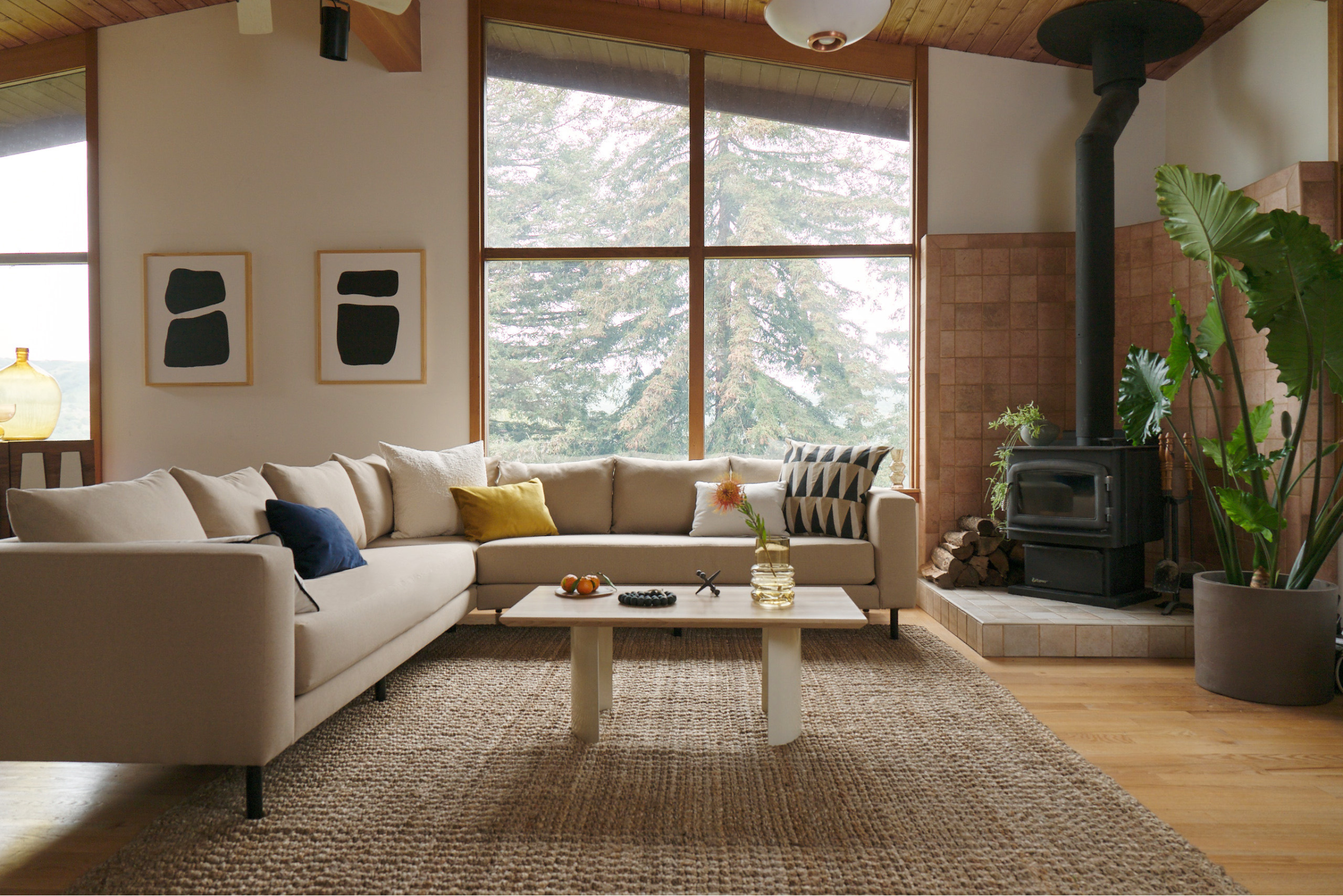 The Essential Corner Sectional (6 Seat) in Hemp Blend
